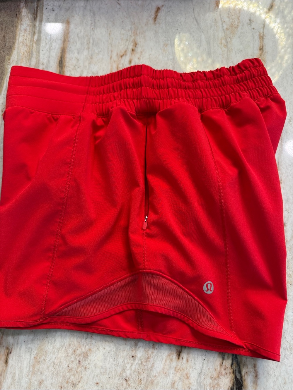 🔥 Lululemon Hotty Hot High-Rise Lined Short 4" Lulu Red SIZE 6 - Picture 10 of 14